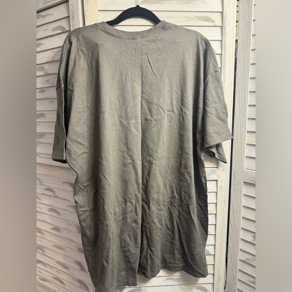 Brand NEW “Naruto” shirt in gray size 2X - Picture 3 of 4